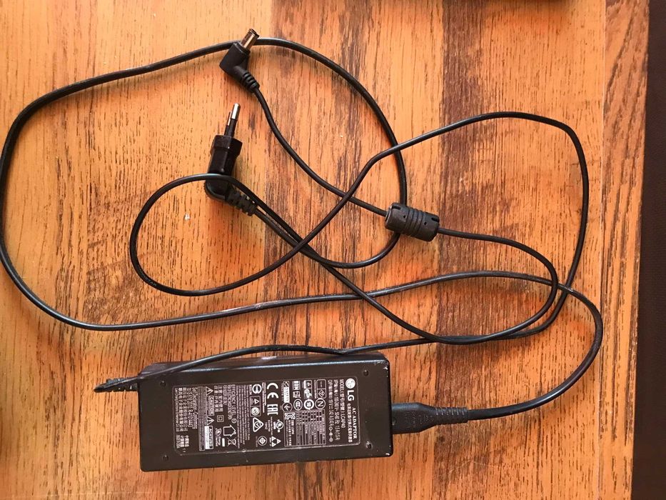 Телевизор LG (HDMI; LED)