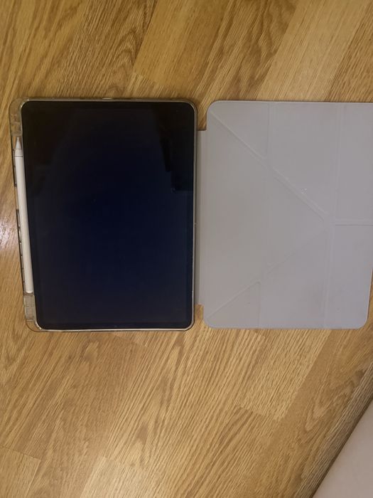 iPad Pro 11” (2022) M2 128GB + Apple Pencil + Husă | Ca nou