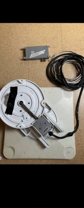 Antena satelit automata