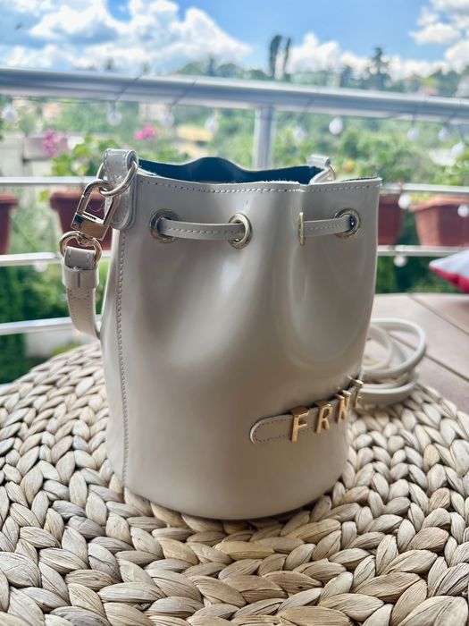 FRNC чанта кръгла