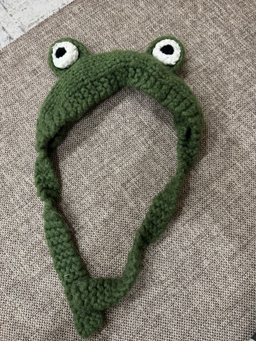 Продам шапочку лягушку