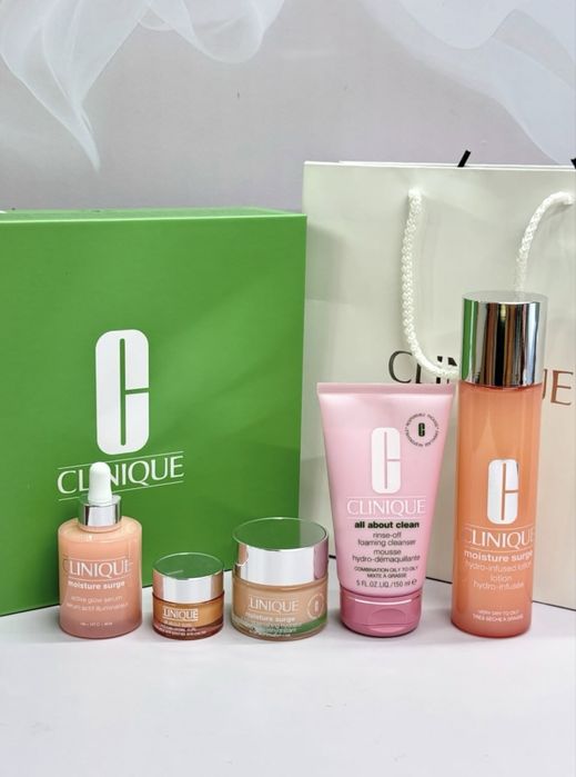 Набор от CLINQUE уходвый
