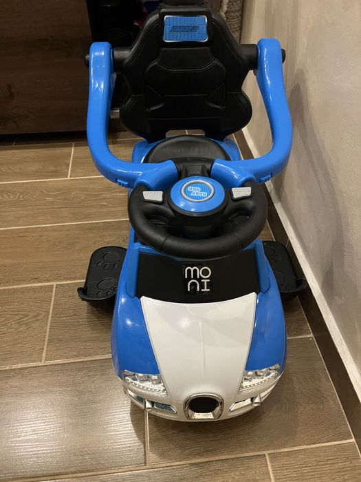 Бебешка количка Мони