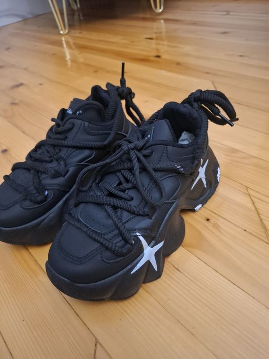 Дамски сникърси Нови