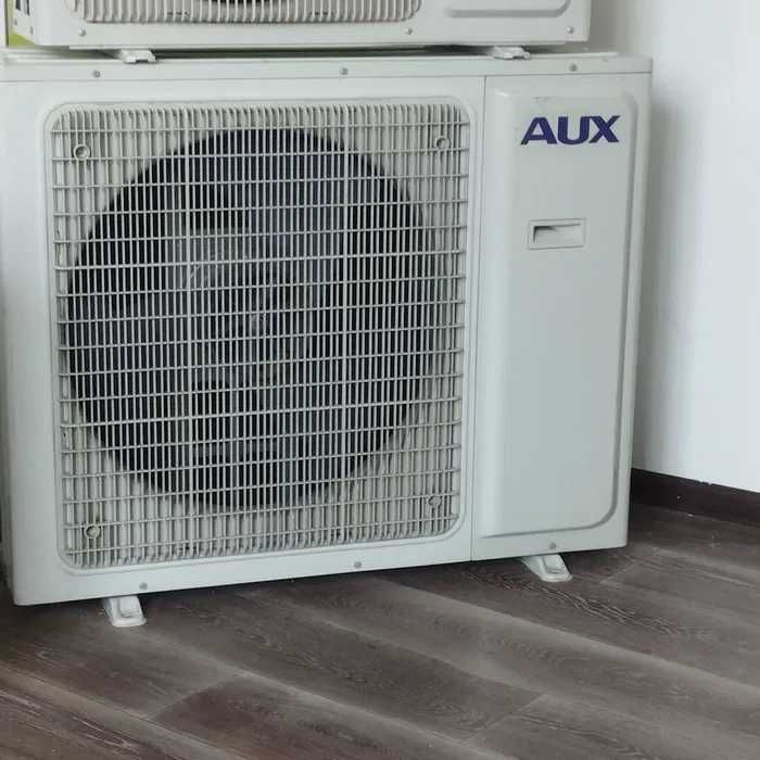 Кассетный кондиционер AUX ALCA-H36 потолочный, б/у почти новый