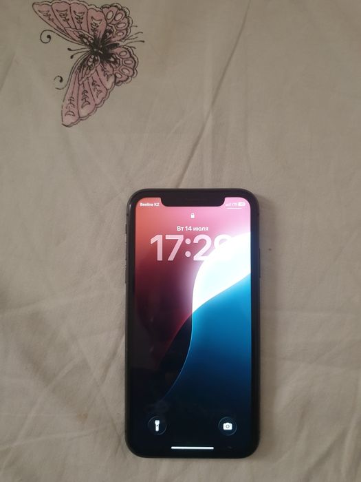 iPhone 11 хорошеем состояние