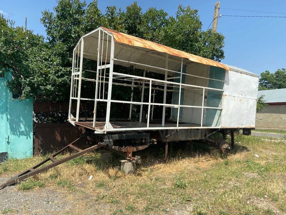 Прицеп для пчел, пчелоприцеп, пчелопавилион