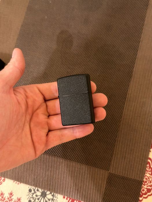 Bricheta Zippo Nou in cutie