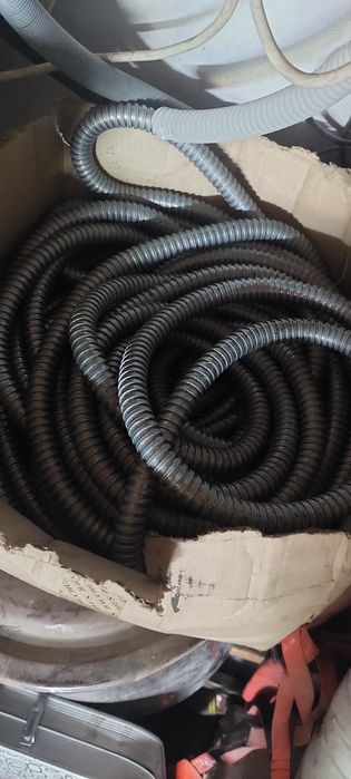 Продам армированную гофру