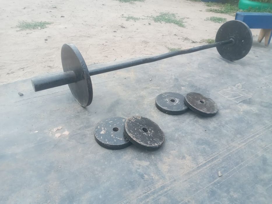 Продам штанга с блинами