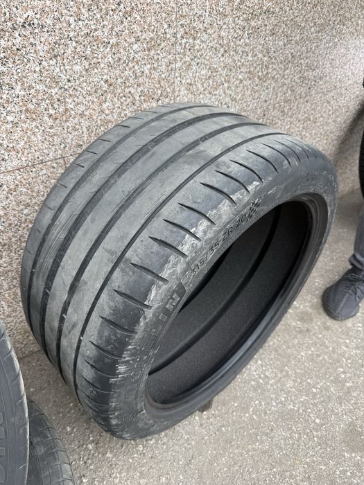 Vand 4 cauciucuri Michelin de vara