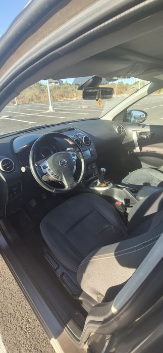 Vând Nissan Qashqai
