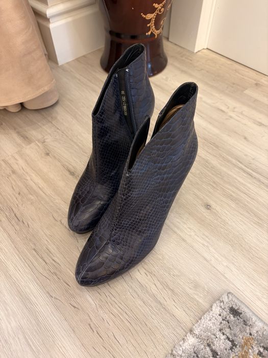 Продам ботильоны