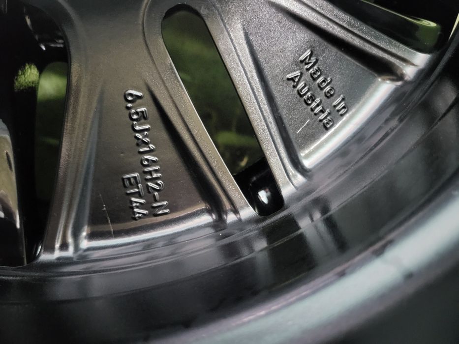 16 5x112 Skoda лети джанти 5х112 шкода черни черен гланц