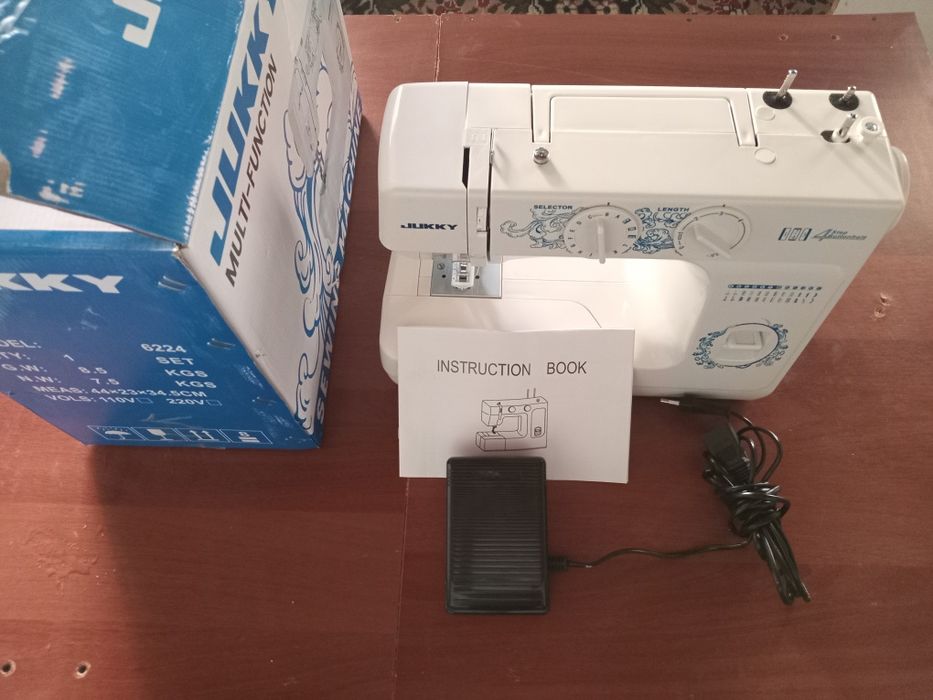 Тикув машина сотилади