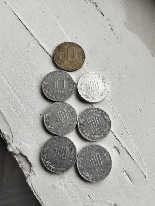 6 Monede de 500 de lei și una de 50 de lei