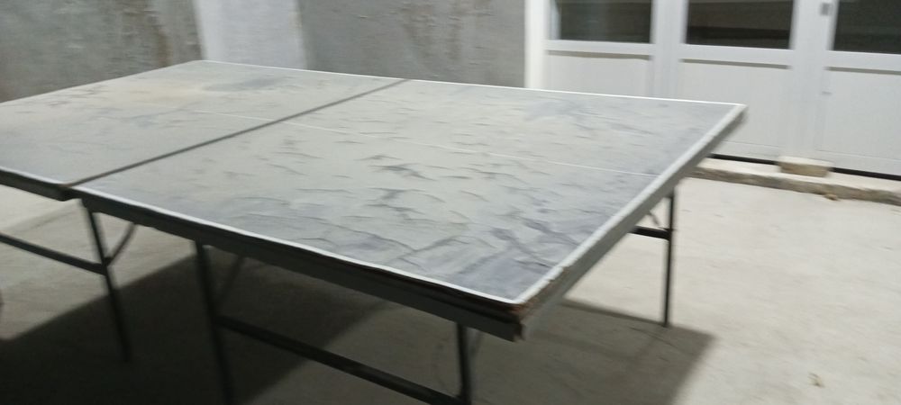 Теннис стол хамма нарсаси бор холати йахши, ракетка,сетками бонус