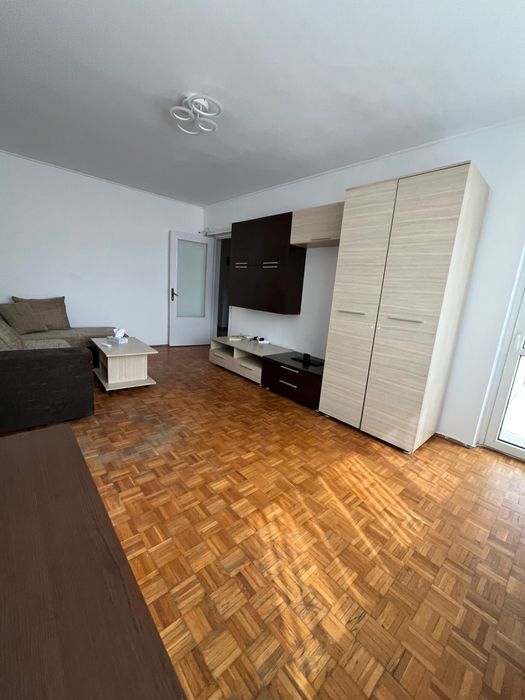 Ap 3 camere decomandat, in Strand