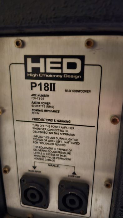 Бас каса HED 18"