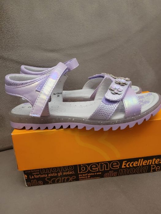 Сандалии, босоножки для девочки 34 р