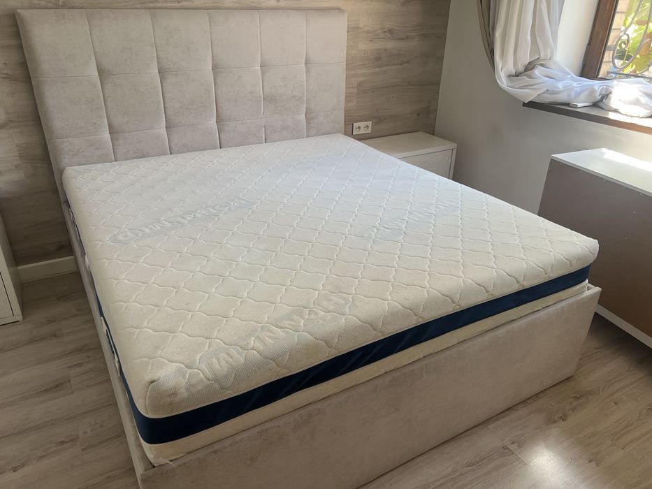 Продам кровать 200 х 180