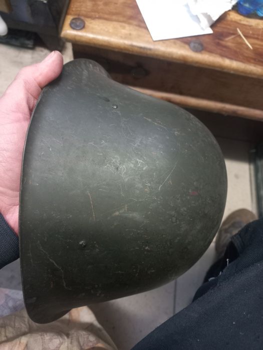 Casca militară verde
