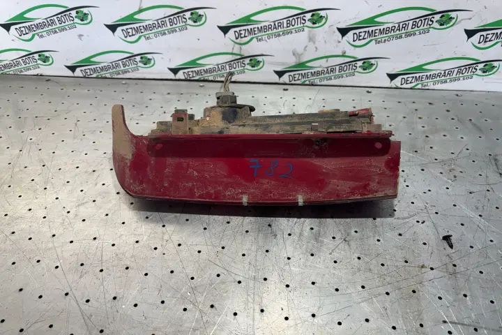 Lampa / Tripla stop dreapta pe aripa Ford Focus 2002 1.8 MT (116 hp)
