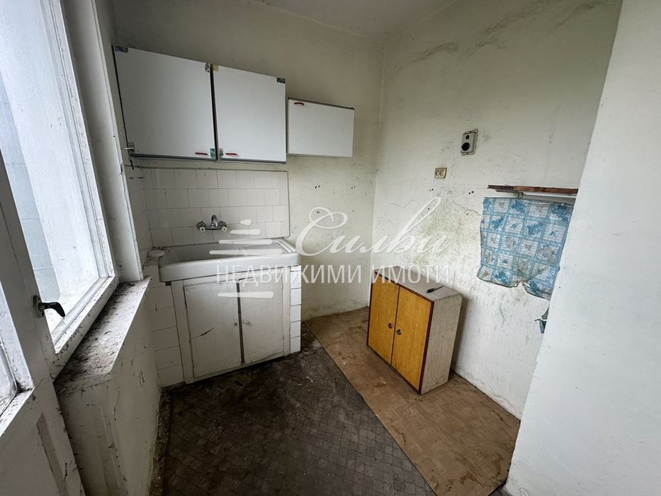 Продава се Тристаен апартамент в Шумен, Център - 75 кв.м за 1224 €/кв.м - Снимка #8