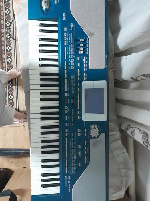 Продаю Корг па 800