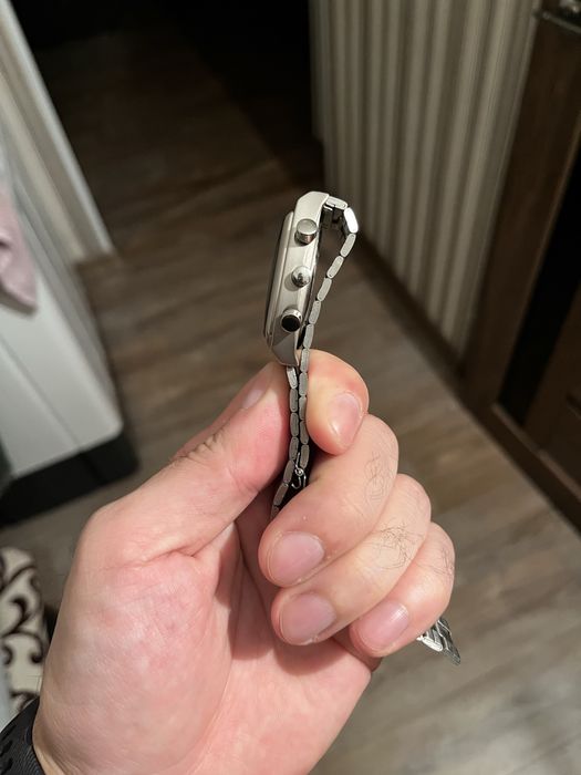 Часы, в хорошем состоянии