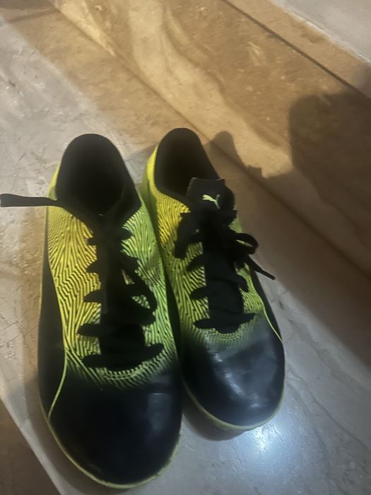 Ghete fotbal Puma 35,5