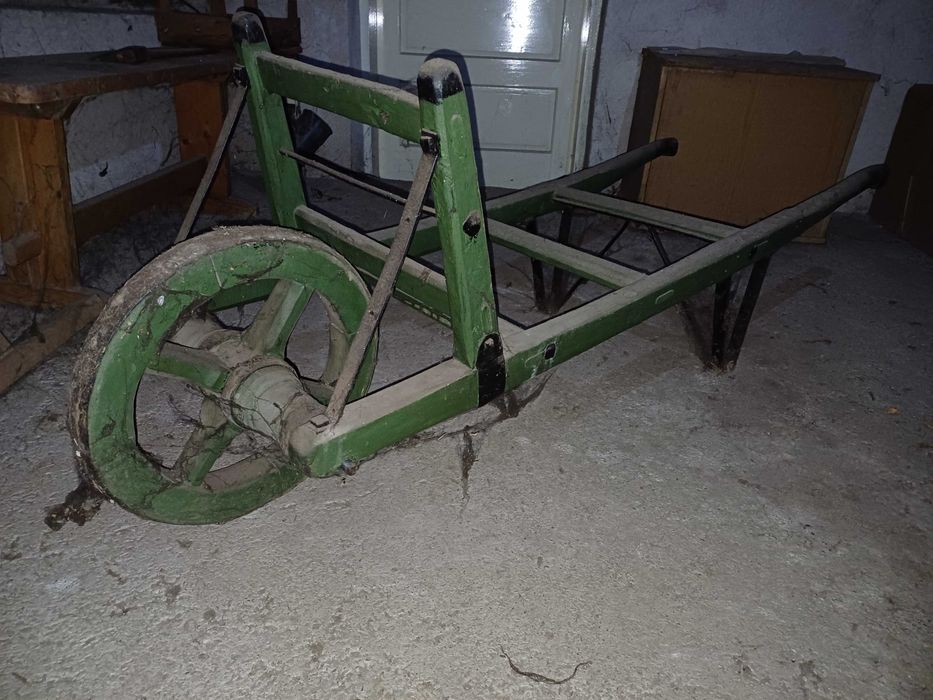 Vand Roaba veche din lemn