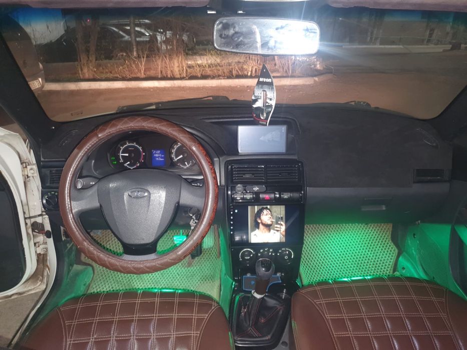 Продам Прирору 2014 года