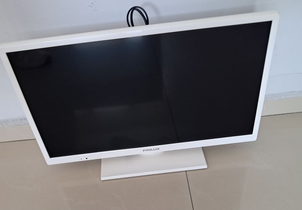 Телевизор  Finlux 24"