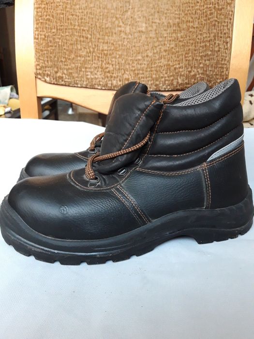 Ботинки рабочие ( спецобувь)