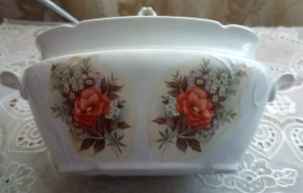 Продам сервиз, фарфор, супница для кухни, СССР, подарки.