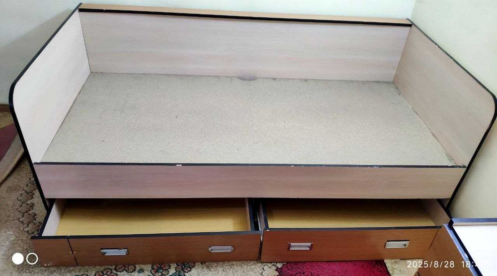 Продаю подростковую кровать