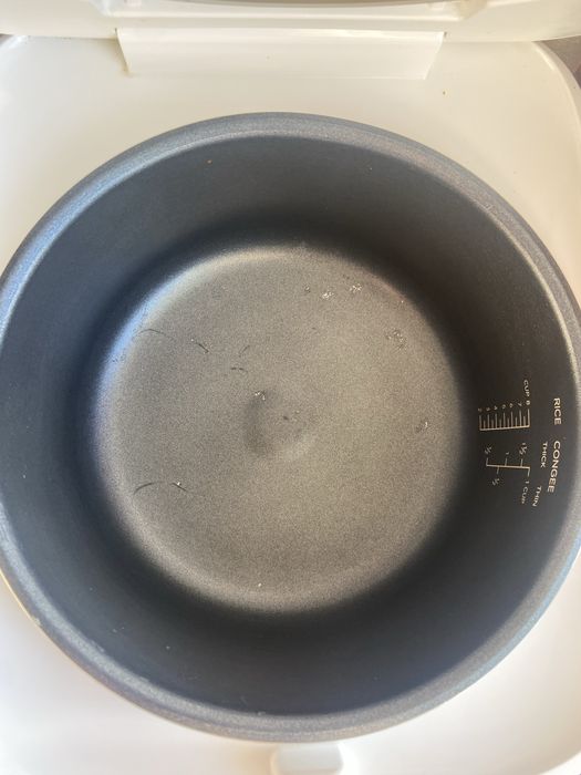 Продаю рисоварку Xiaomi MFB090 Б/У