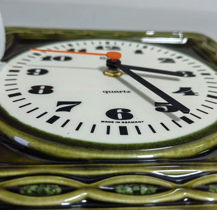 Ceas de perete Alfa  Haller