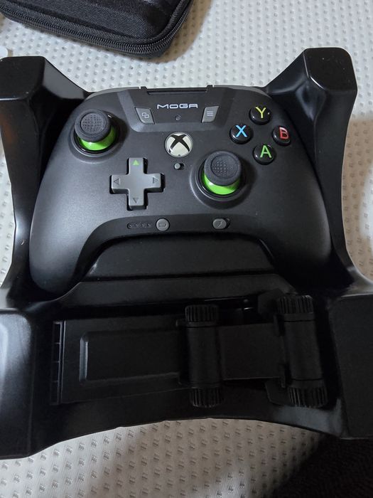 Controller XBOX Moga XP5-X designed for Samsung
