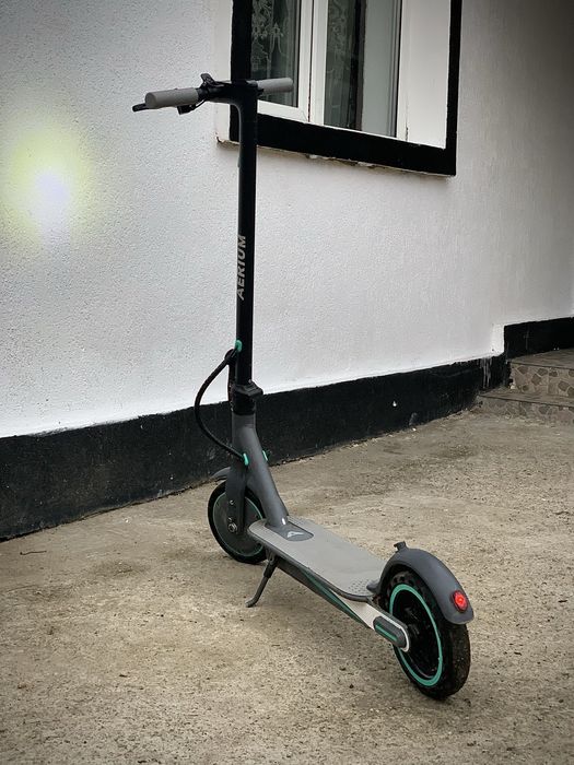 Vând trotinetă electrică AIERIUM T350 pro. Viteză maximă 31.