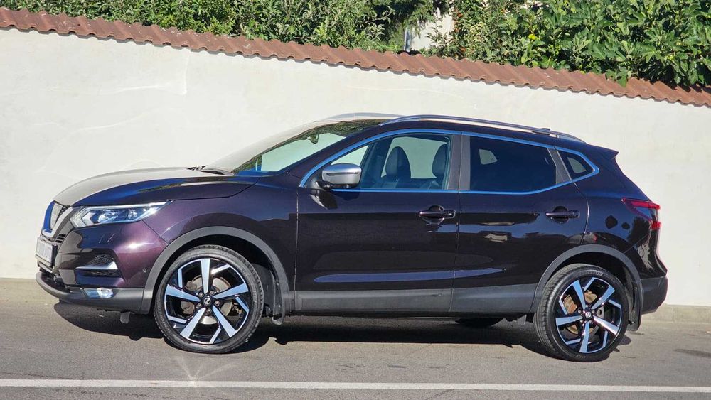 Nissan Qashqai TEKNA Plus 11.2017 1.2Dig-T 115cp Automat / Faruri LED Distronic LINE BLIS PANO BOSE Keyless / TOP