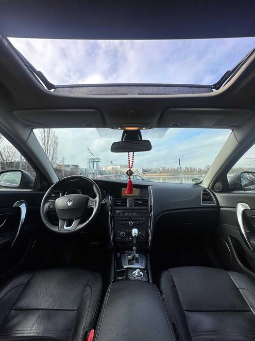 Renault Latitude 2.0 dci 175Cp Initiale Paris