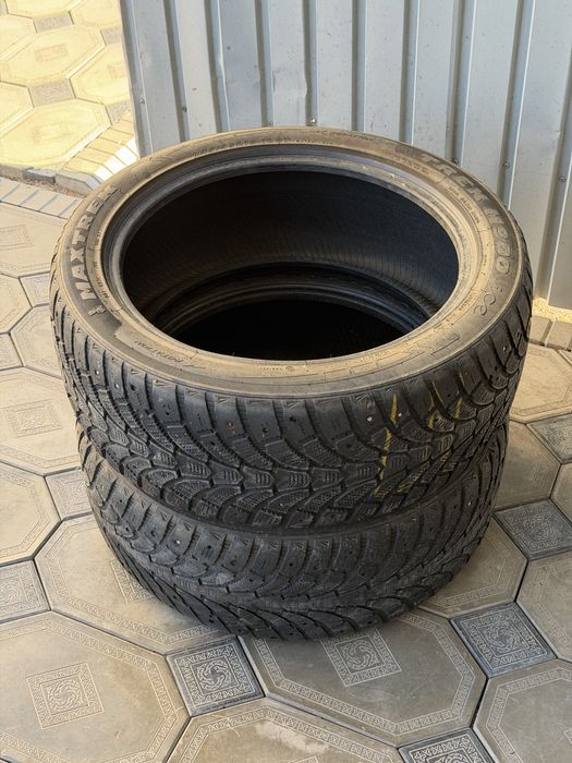 245/45/18 пара шины Maxtrek