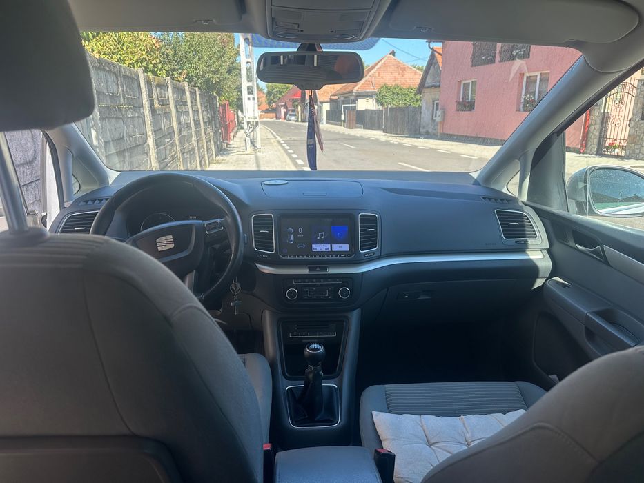SEAT Alhambra 2011 — imagine 3