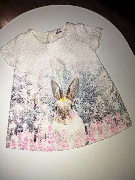 Продам платья на девочку