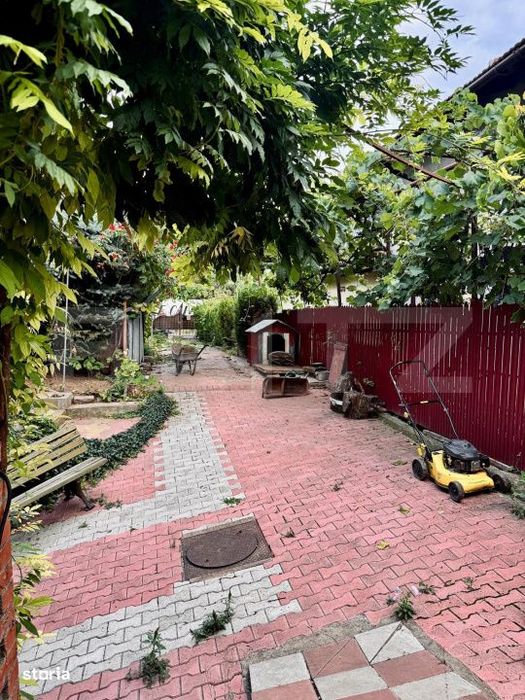 Proprietate potential rezidential si comercial, 1200 mp teren, zona Va
