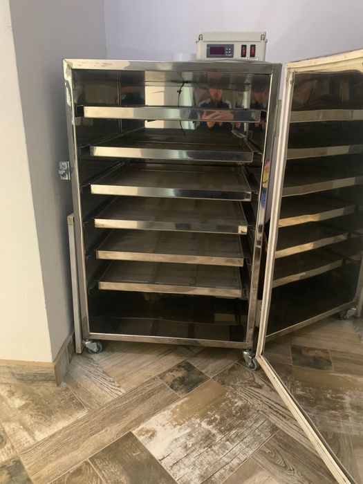 Vând descapacitor faguri automat și uscător polen inox
