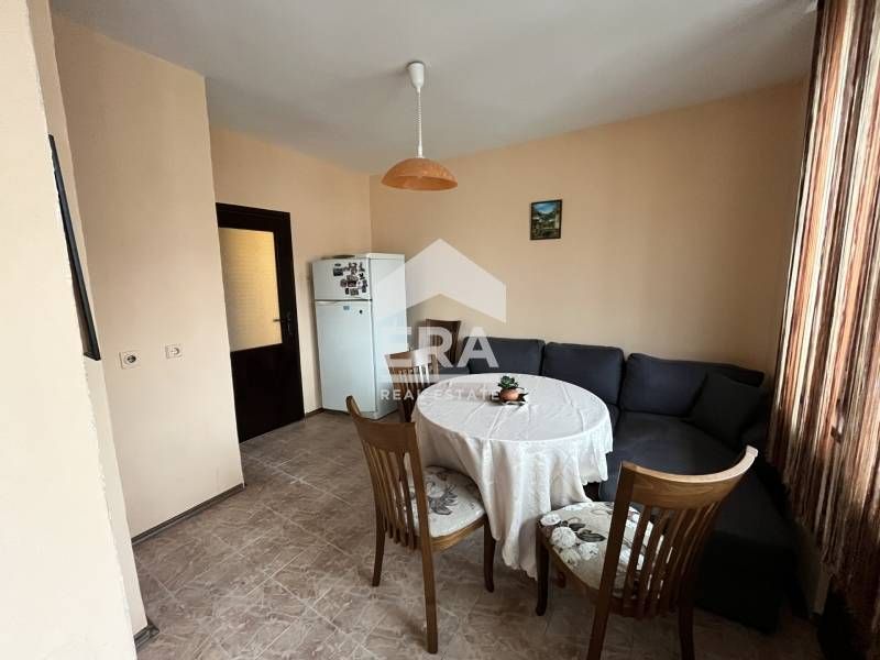 Дава се под наем Тристаен апартамент в София, Хиподрума - 100 кв.м за 648.21 € - Снимка #3