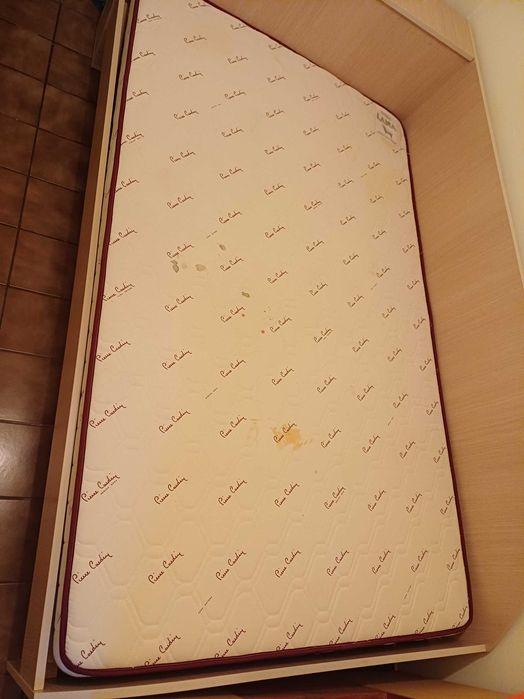 Спалня, ракла, рамка, матрак